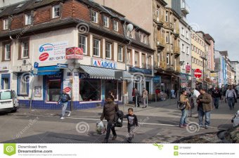 Mannheim Türklerin yogun oldugu Sokak